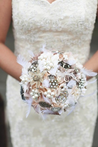 DIY Brooch Bridal Bouquet